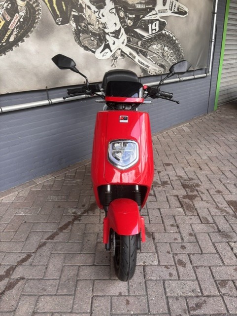 Killerbee elektrica rood